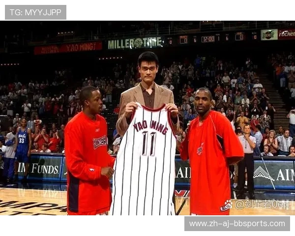 回顾2004年火箭队阵容与姚明领衔赛季